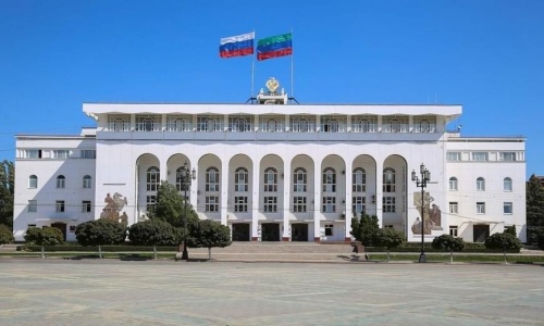 Глава Дербента принял участие в обсуждении вопросов развития железнодорожного транспорта в Дагестане 